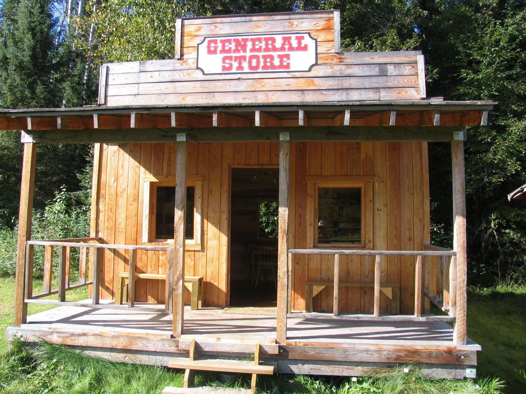 Wells Gray Guest Ranch 호텔 클리어워터비치 외부 사진
