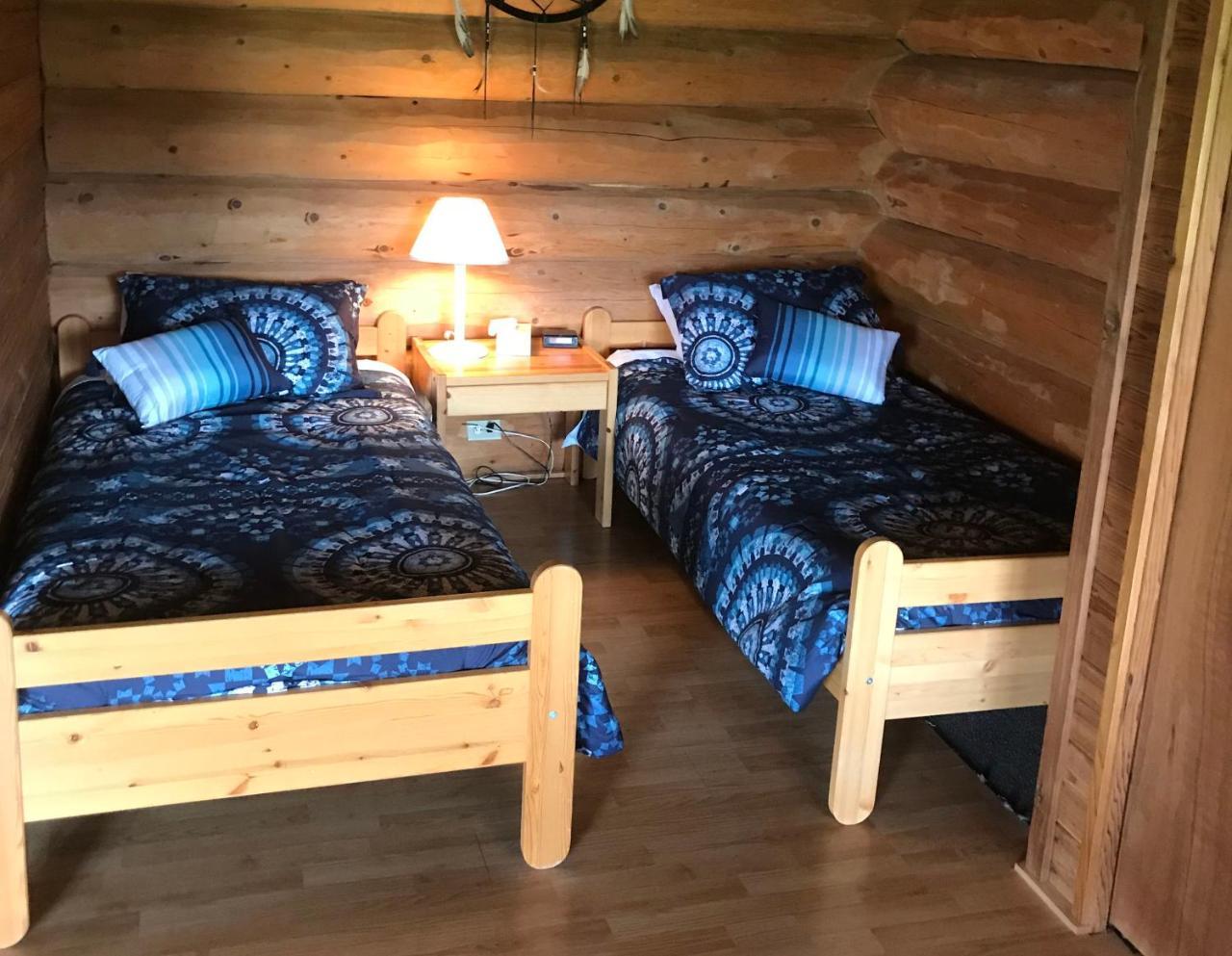 Wells Gray Guest Ranch 호텔 클리어워터비치 외부 사진
